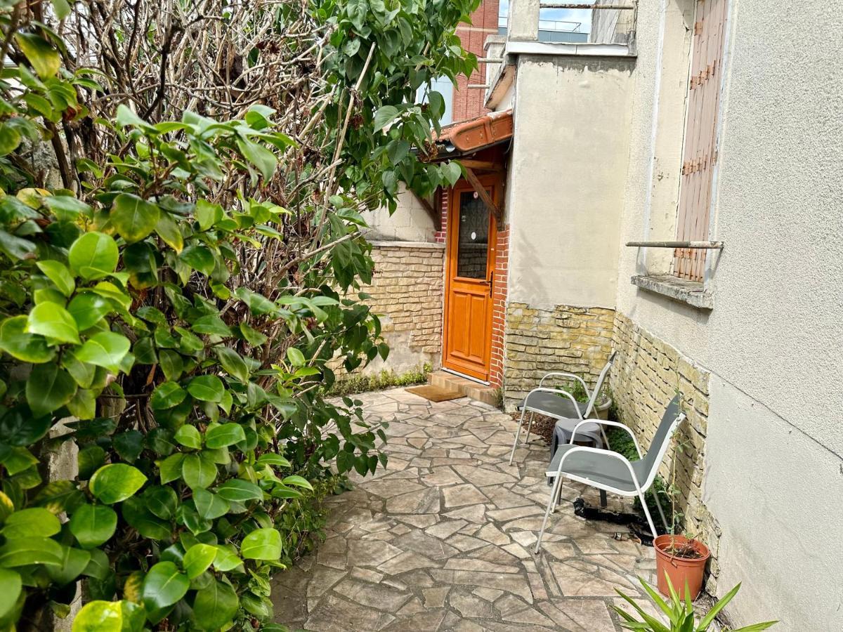 Aubervilliers Maison De Ville Pres Metro 7 By Immo Kit Bnb Esterno foto